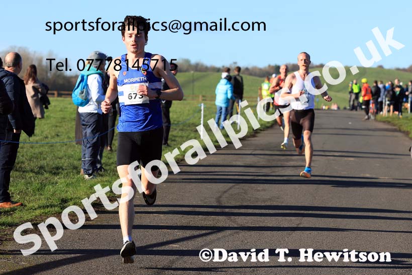 Senior Men and Womens 2023 Heaton Memorial 10k Road Race, Newcastle Town Moor, Newcastle.  Photo: David T. Hewitson/Sports for All Pics